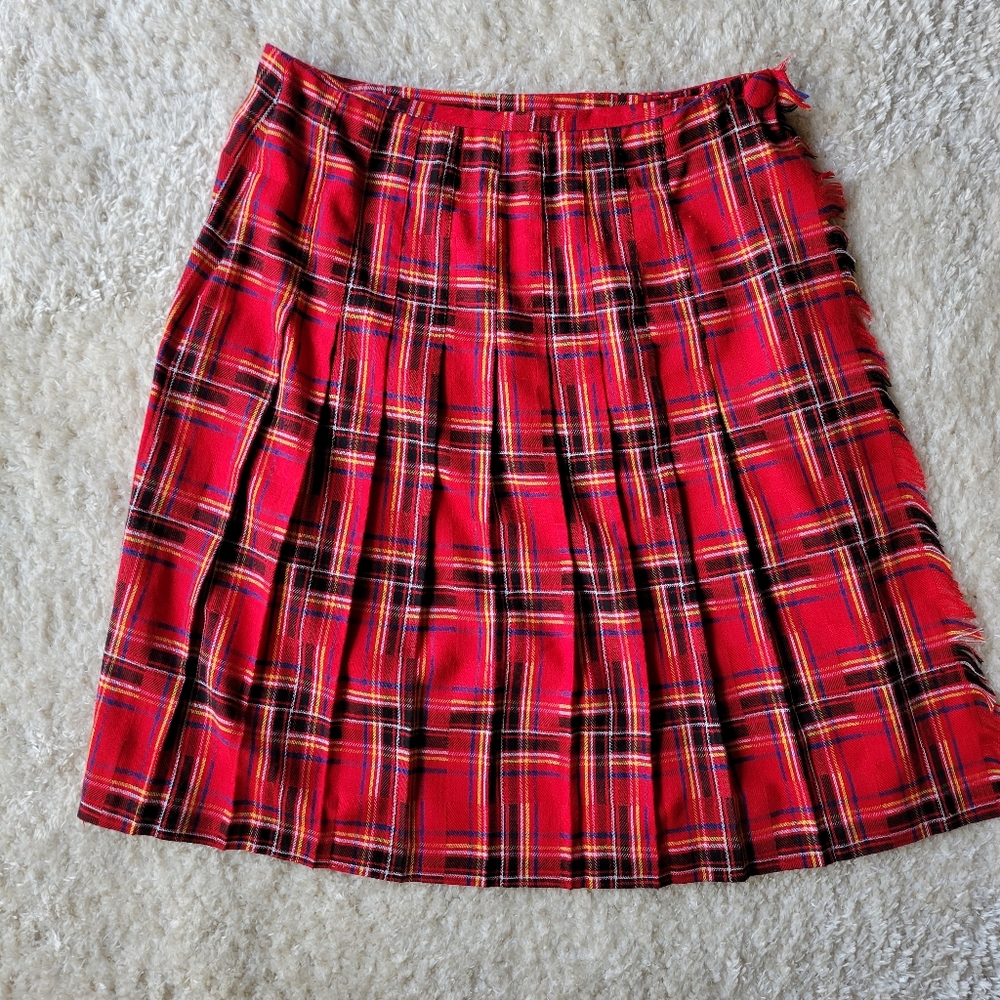 Retro Claude plaid wrap skirt with pin size 12 or 10 red blue white yellow